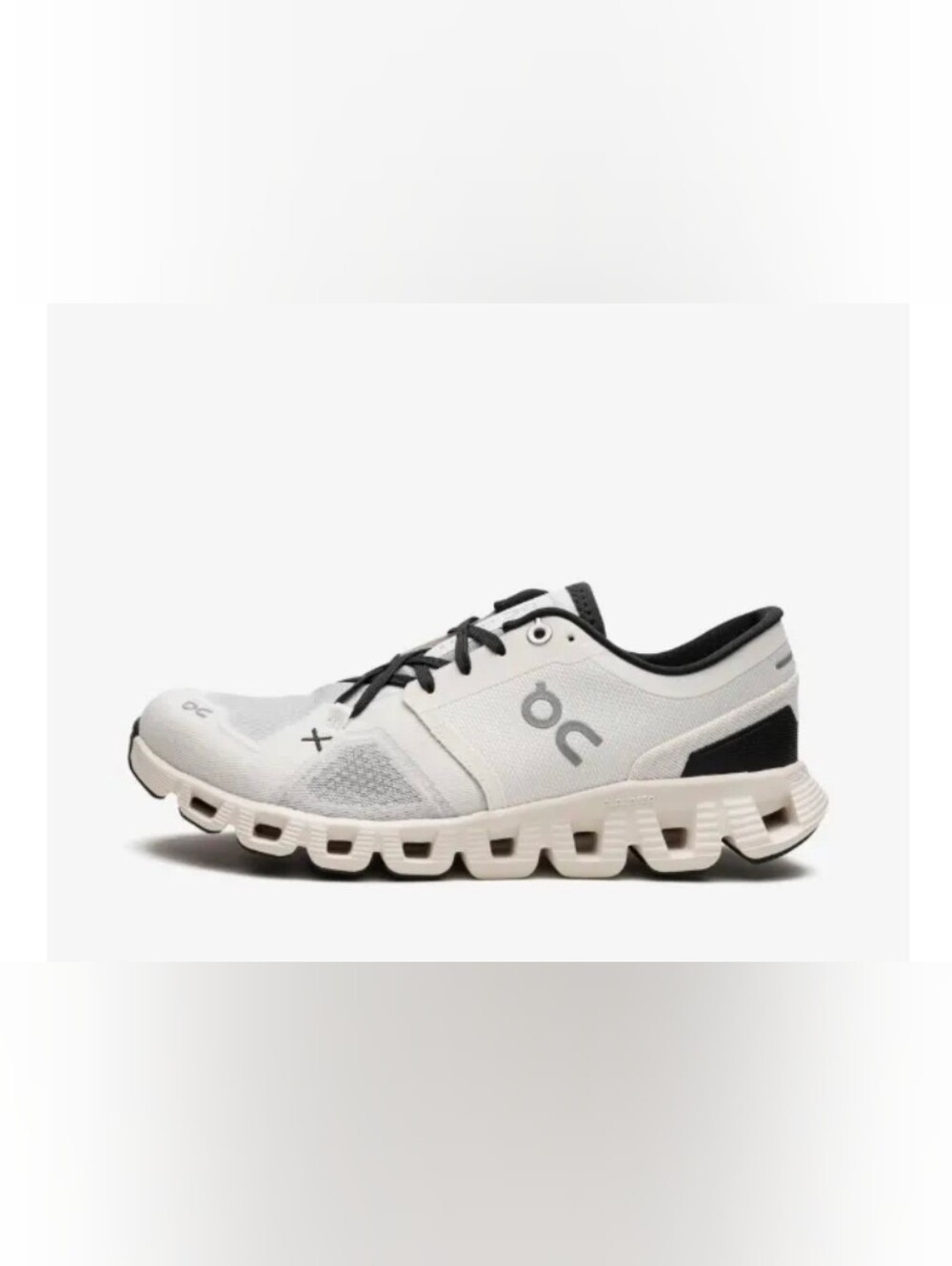 On Cloud X 3 Women's Ivory Size 8